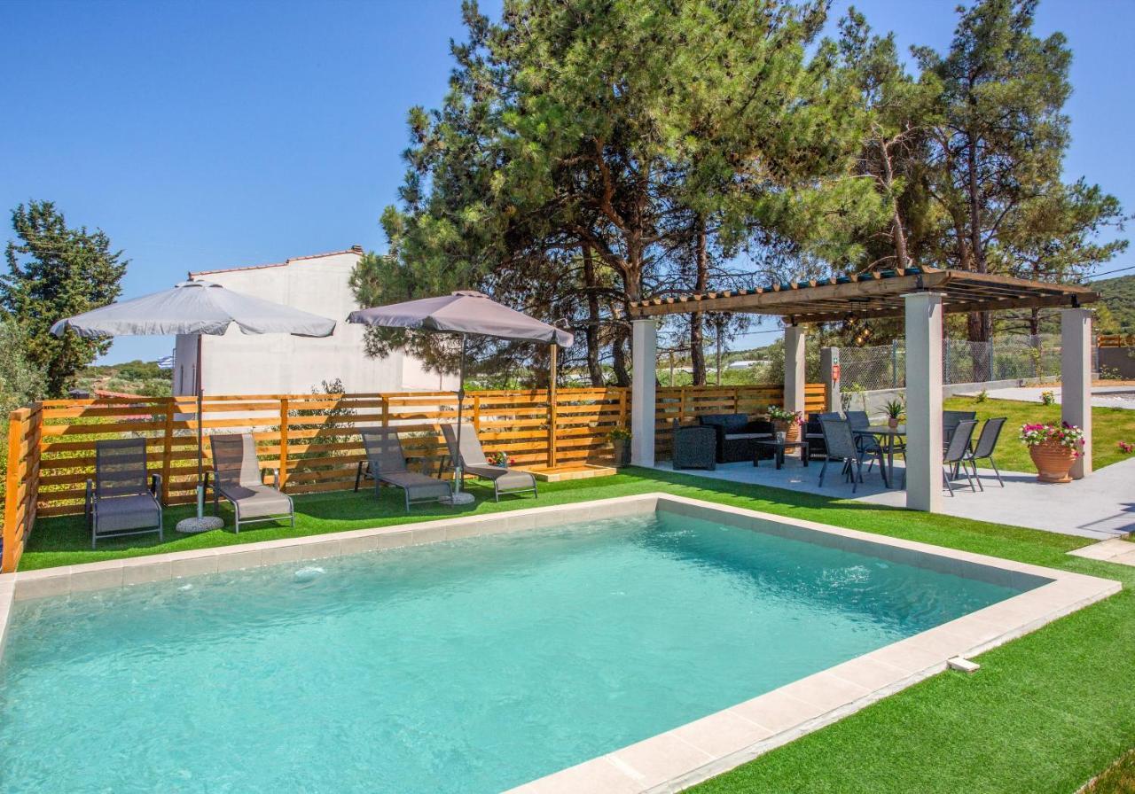 Privileged Villa Nea Peramos (Macedonia) Exterior foto