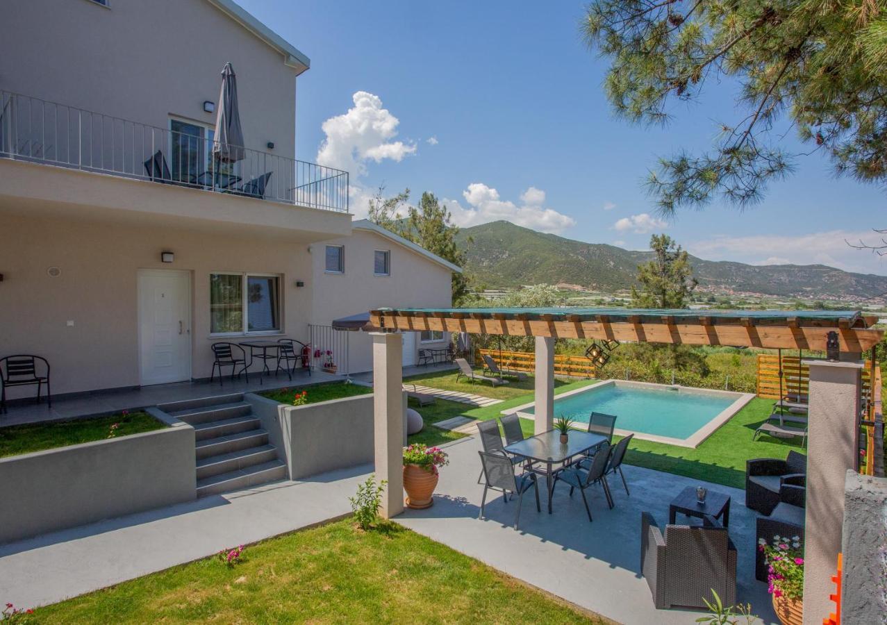 Privileged Villa Nea Peramos (Macedonia) Exterior foto